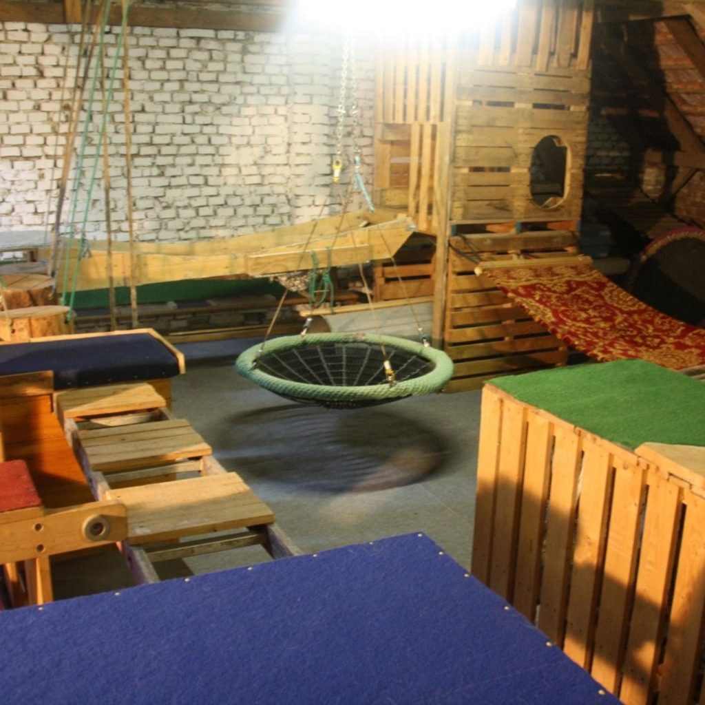 Indoor3-1